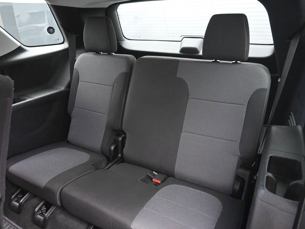 Used 2018 Chevrolet Traverse LS image 13