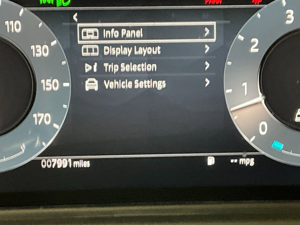 Used 2026 Land Rover Range Rover Velar Dynamic SE image 17