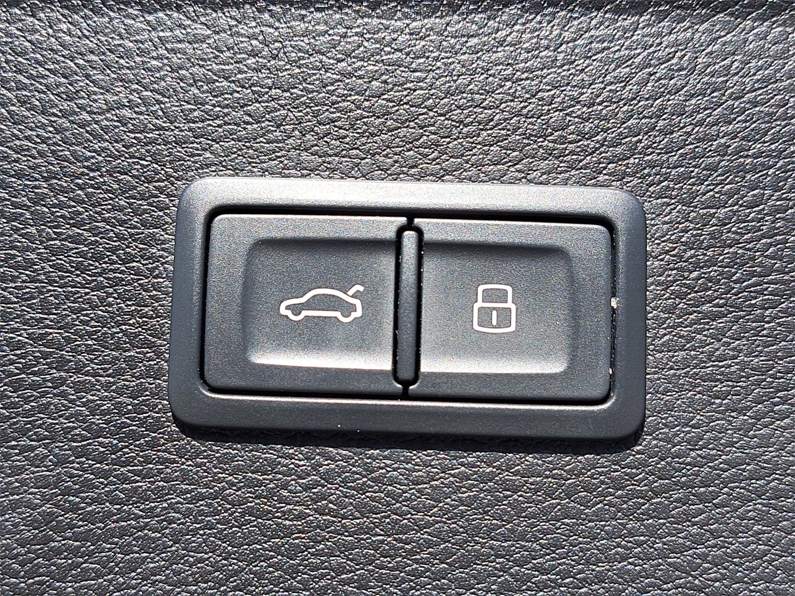 Used 2023 Audi Q5 2.0T Premium Plus w/ Premium Plus Package image 13