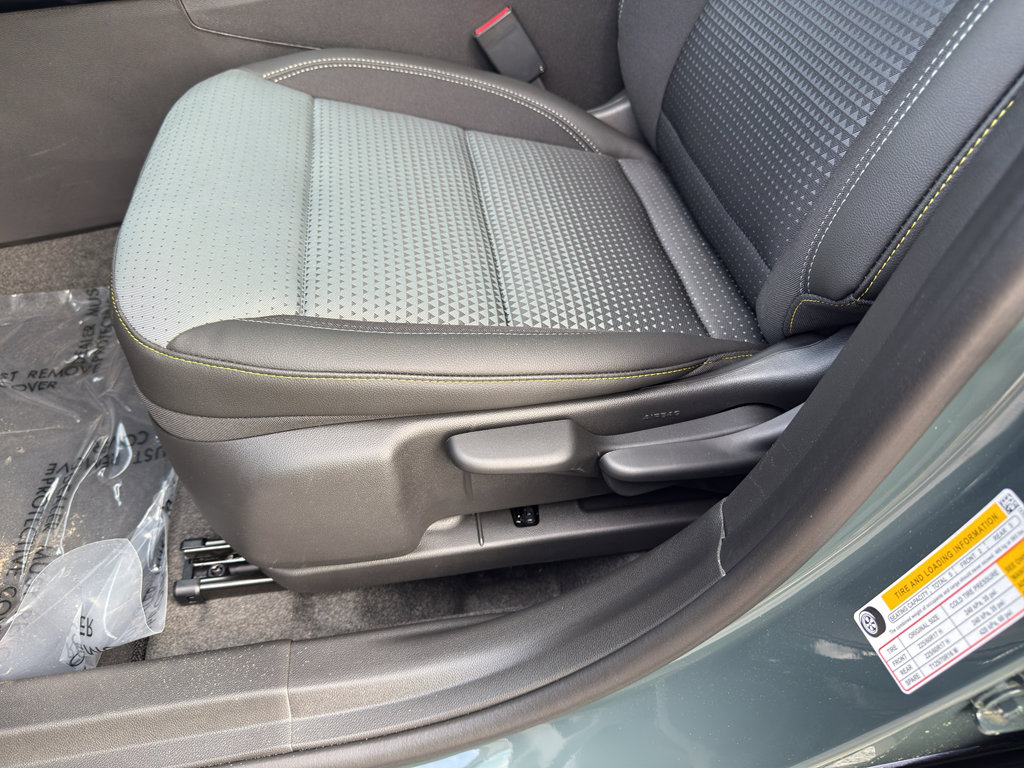 New 2026 Chevrolet Trax LT w/ Sunroof Package image 15