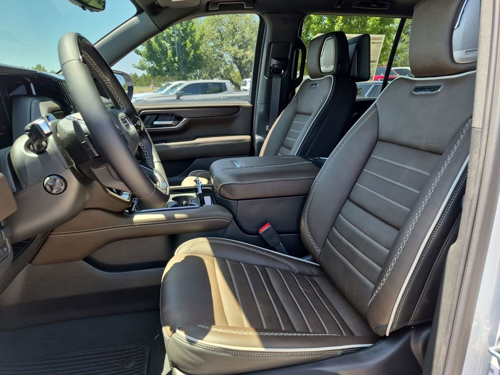 New 2026 GMC Yukon Denali Ultimate AWD/4WD image 21
