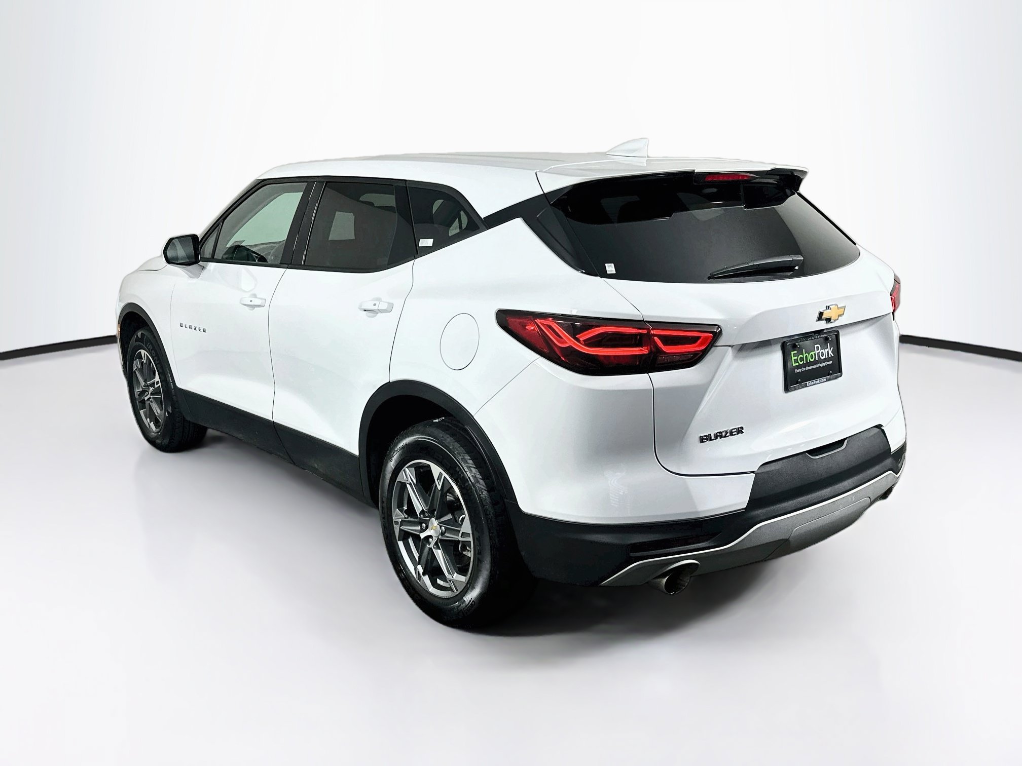 Used 2025 Chevrolet Blazer LT FWD image 5