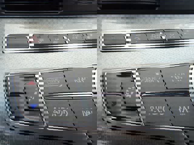 Used 2018 INFINITI Q70 L 3.7 image 30