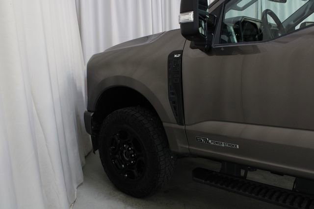 Used 2023 Ford F350 XLT w/ XLT Premium Package image 29