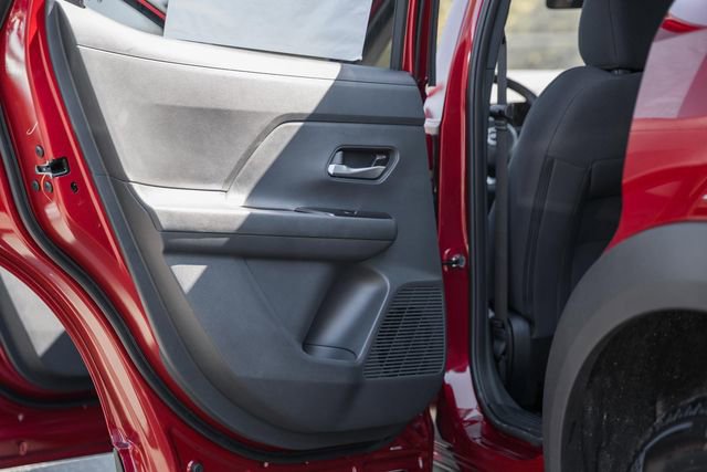 New 2026 Nissan Kicks SV image 31