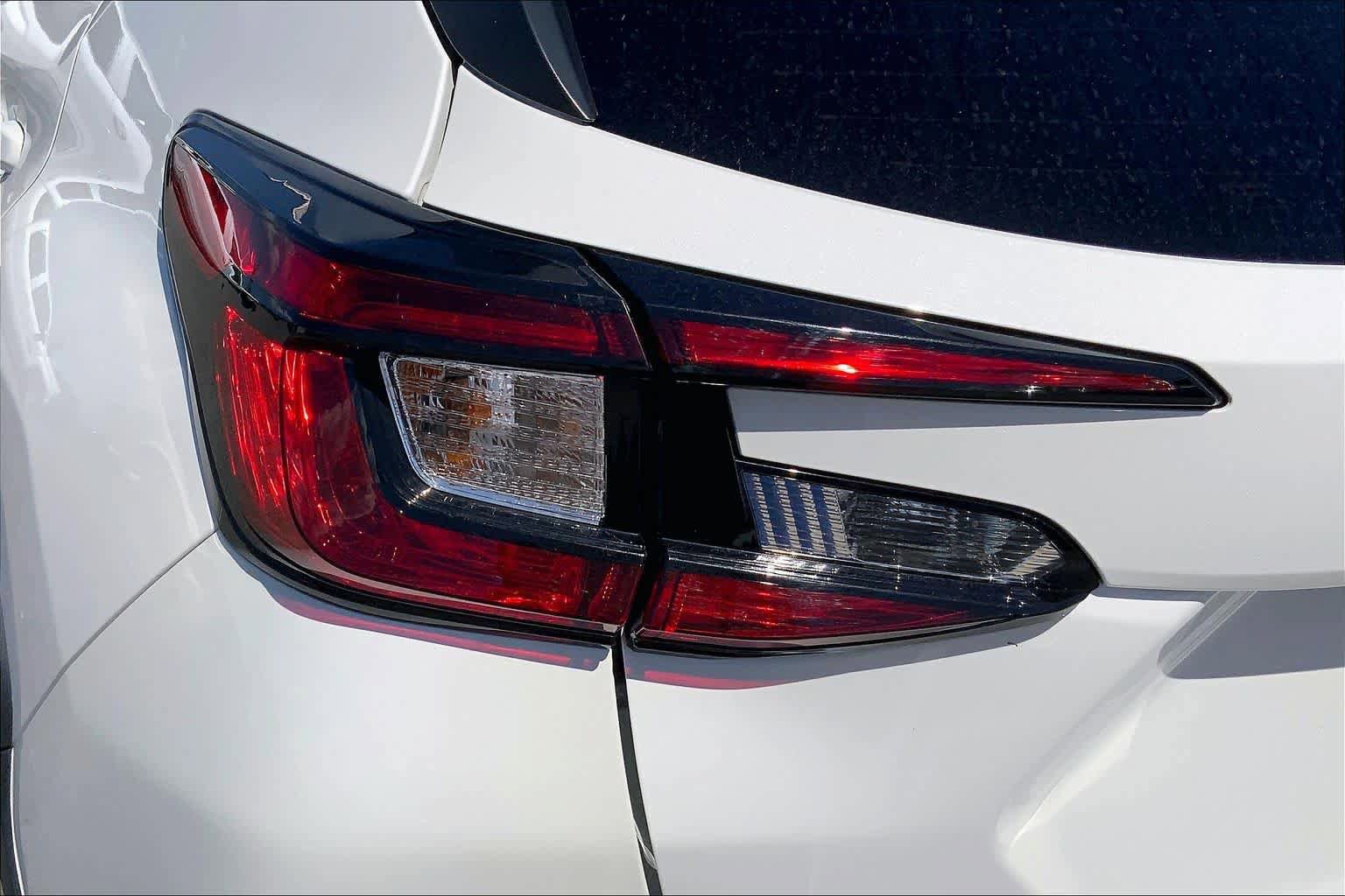Used 2024 Subaru Crosstrek 2.5i Limited AWD/4WD image 28