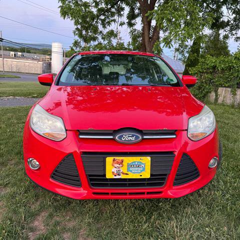 Used 2012 Ford Focus SE image 2