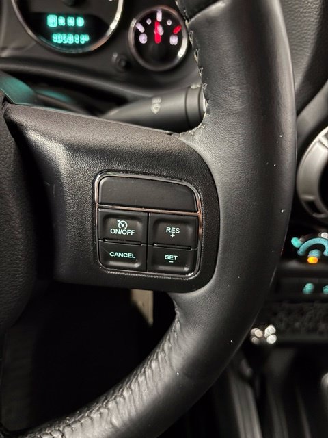 Used 2017 Jeep Wrangler Unlimited Sahara w/ Max Tow Package AWD/4WD image 17