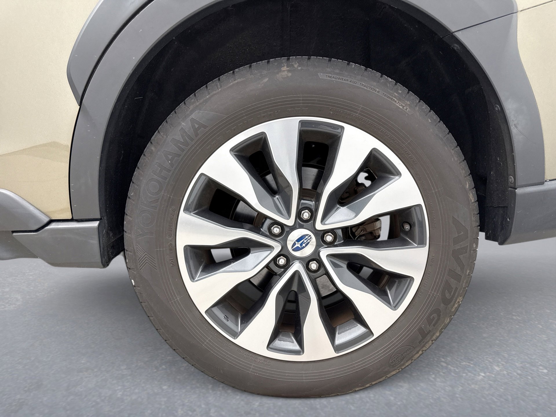 Used 2023 Subaru Outback Touring image 13