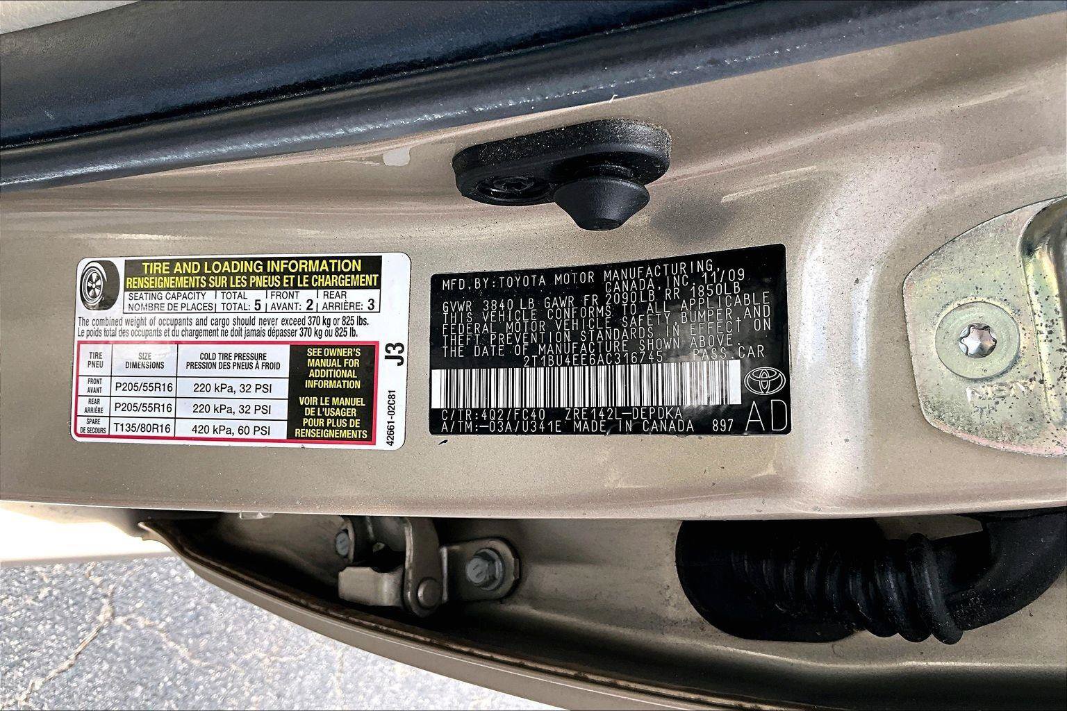 Used 2010 Toyota Corolla LE FWD image 15