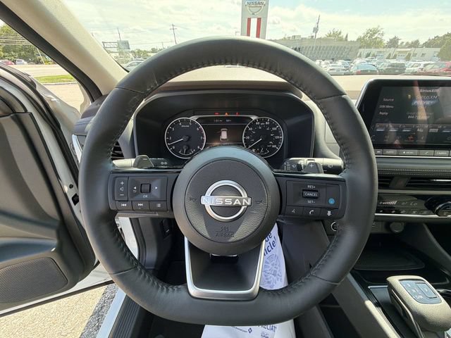 Certified 2023 Nissan Rogue SV w/ SV Premium B Package AWD/4WD image 18