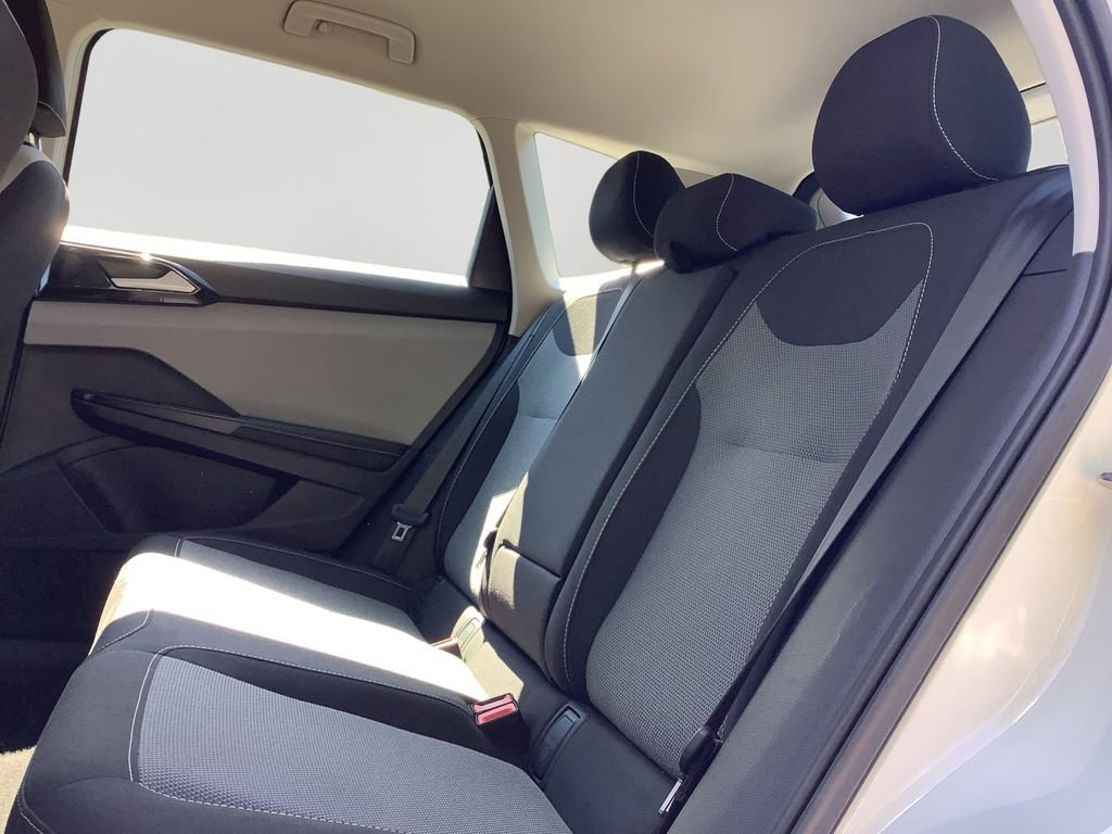 Used 2024 Volkswagen Taos S FWD image 15