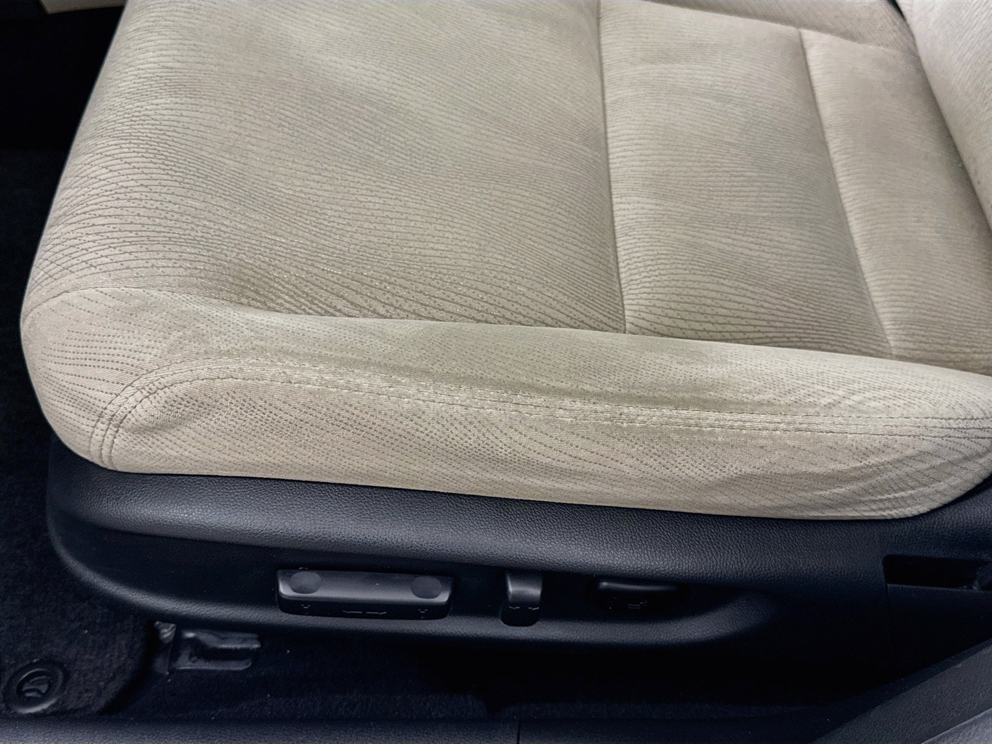 Used 2013 Honda Accord EX image 18