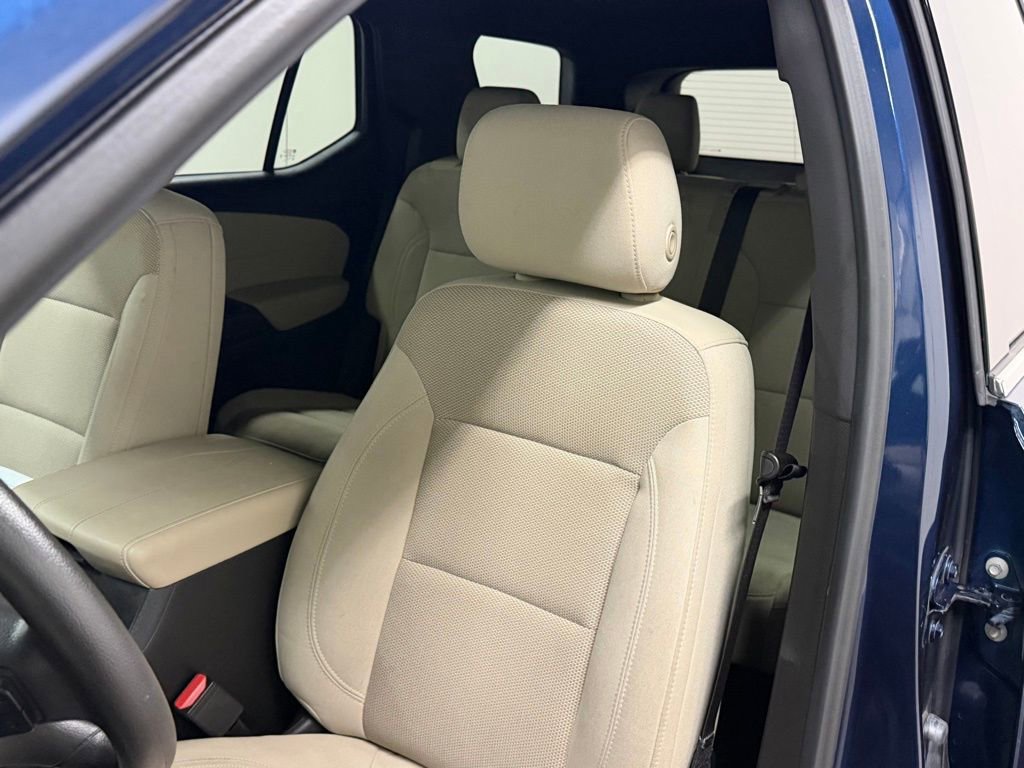 Certified 2022 Chevrolet Traverse LS image 36