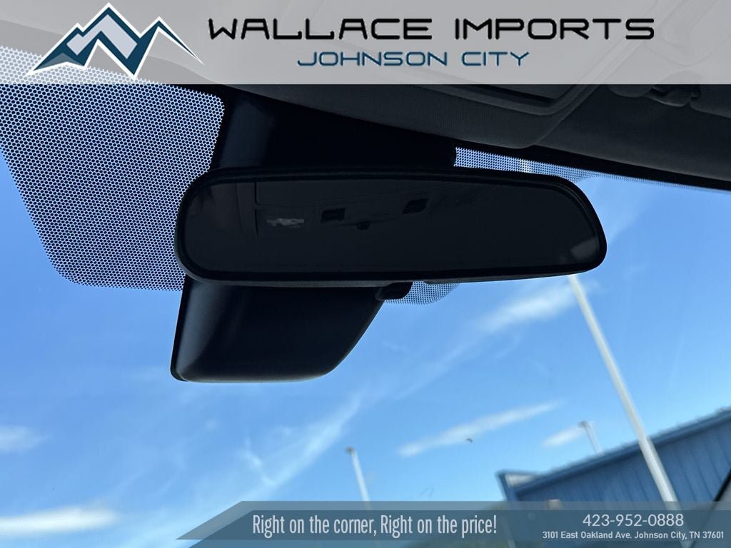 Used 2017 Toyota RAV4 XLE FWD image 18