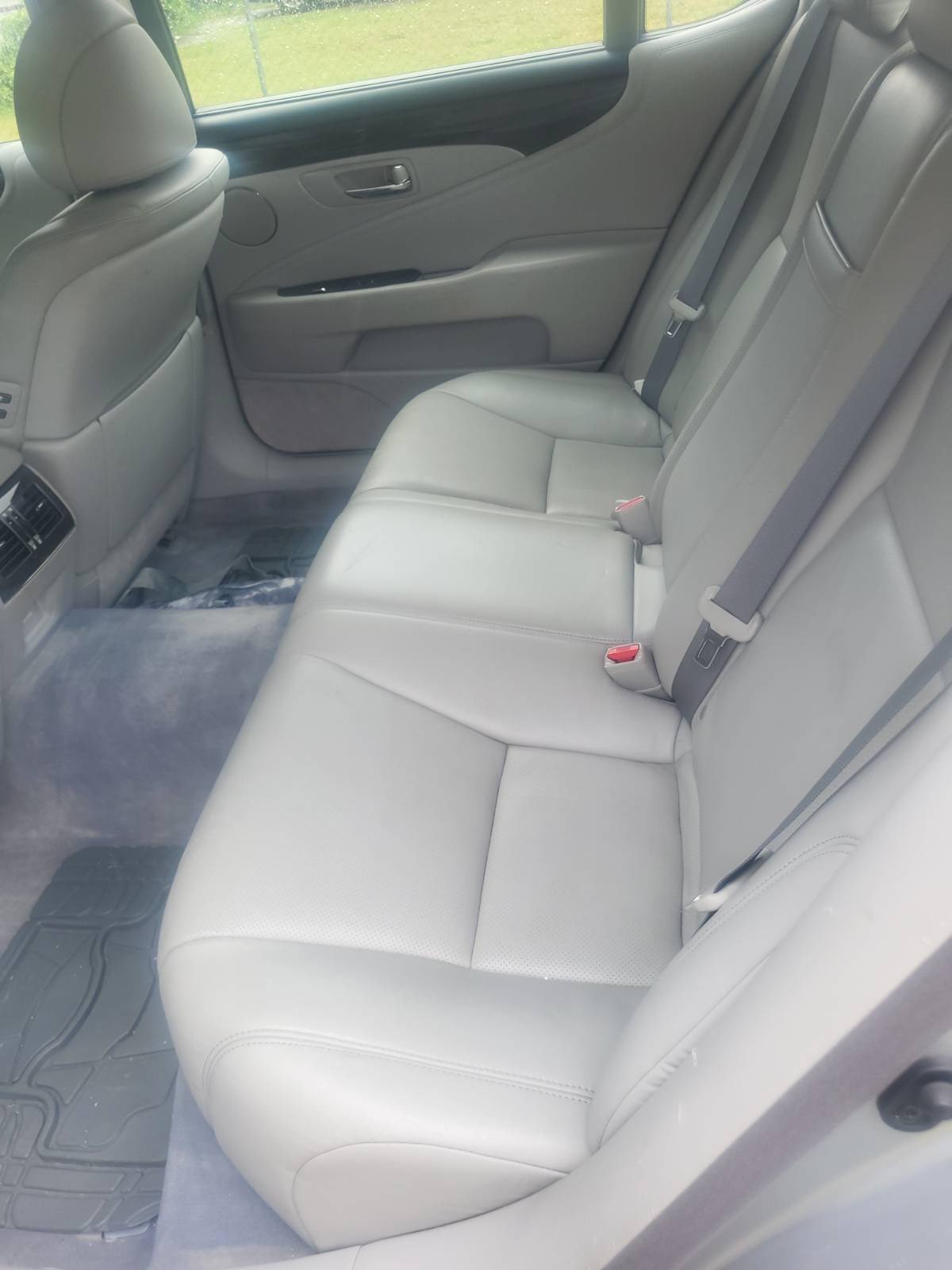 Used 2010 Lexus LS 460 L AWD/4WD image 9