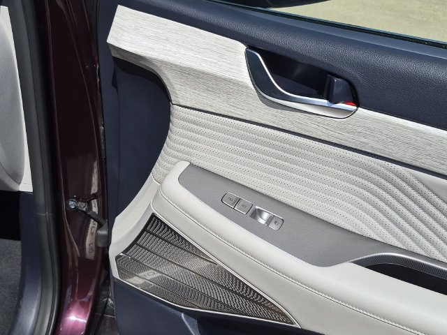 Used 2024 Hyundai Palisade Calligraphy FWD image 16