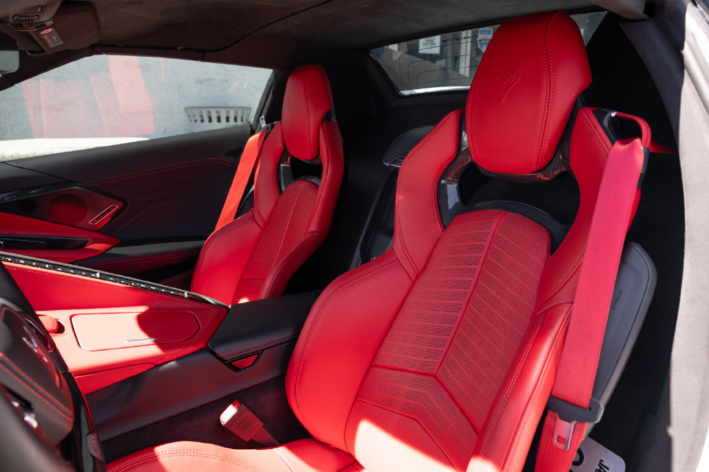 Used 2024 Chevrolet Corvette Z06 w/ Stealth Interior Trim Package RWD image 19