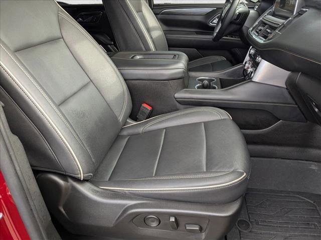 Used 2023 GMC Yukon SLT w/ SLT Premium Package image 21