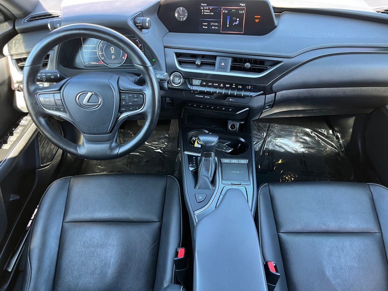 Used 2020 Lexus UX 200 w/ Premium Package FWD image 12