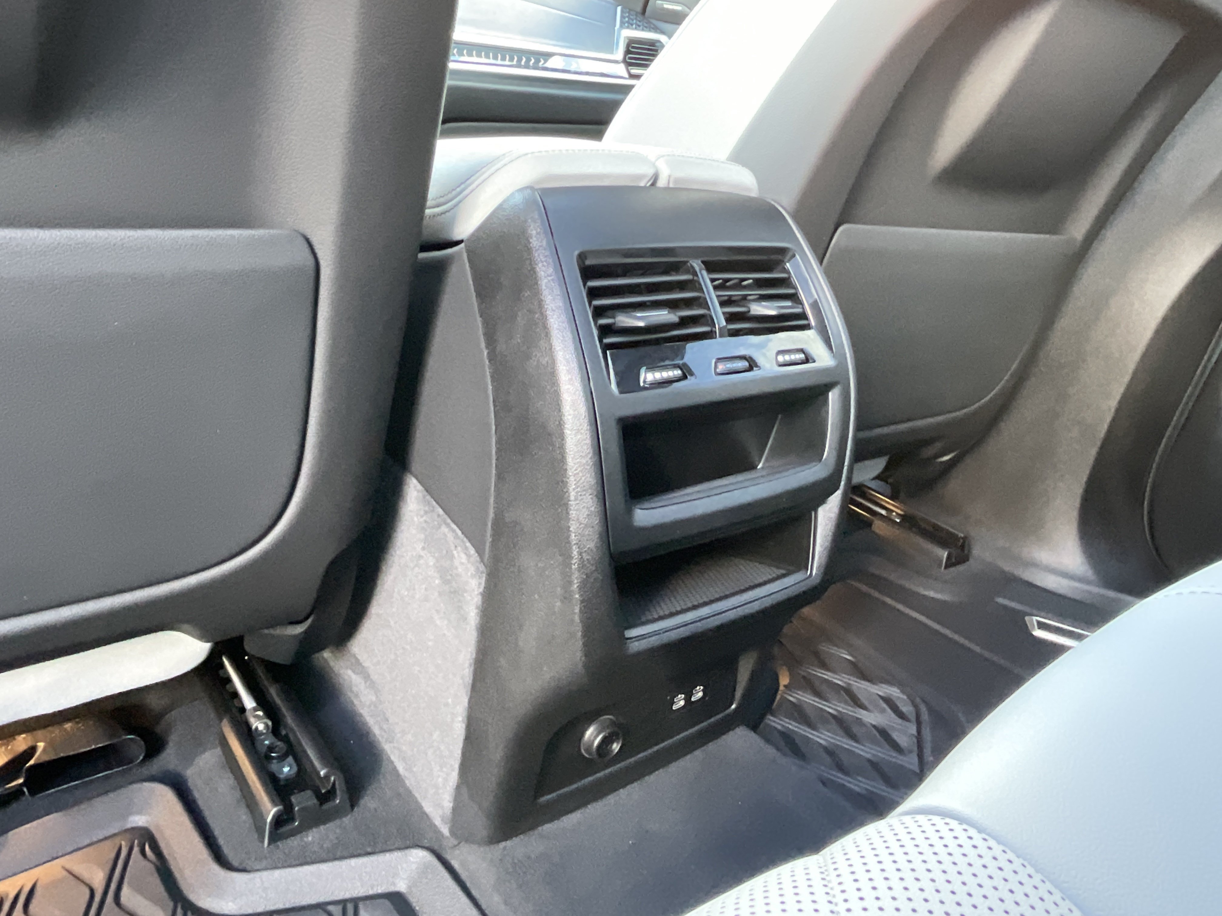 Certified 2026 BMW X5 sDrive40i RWD image 25