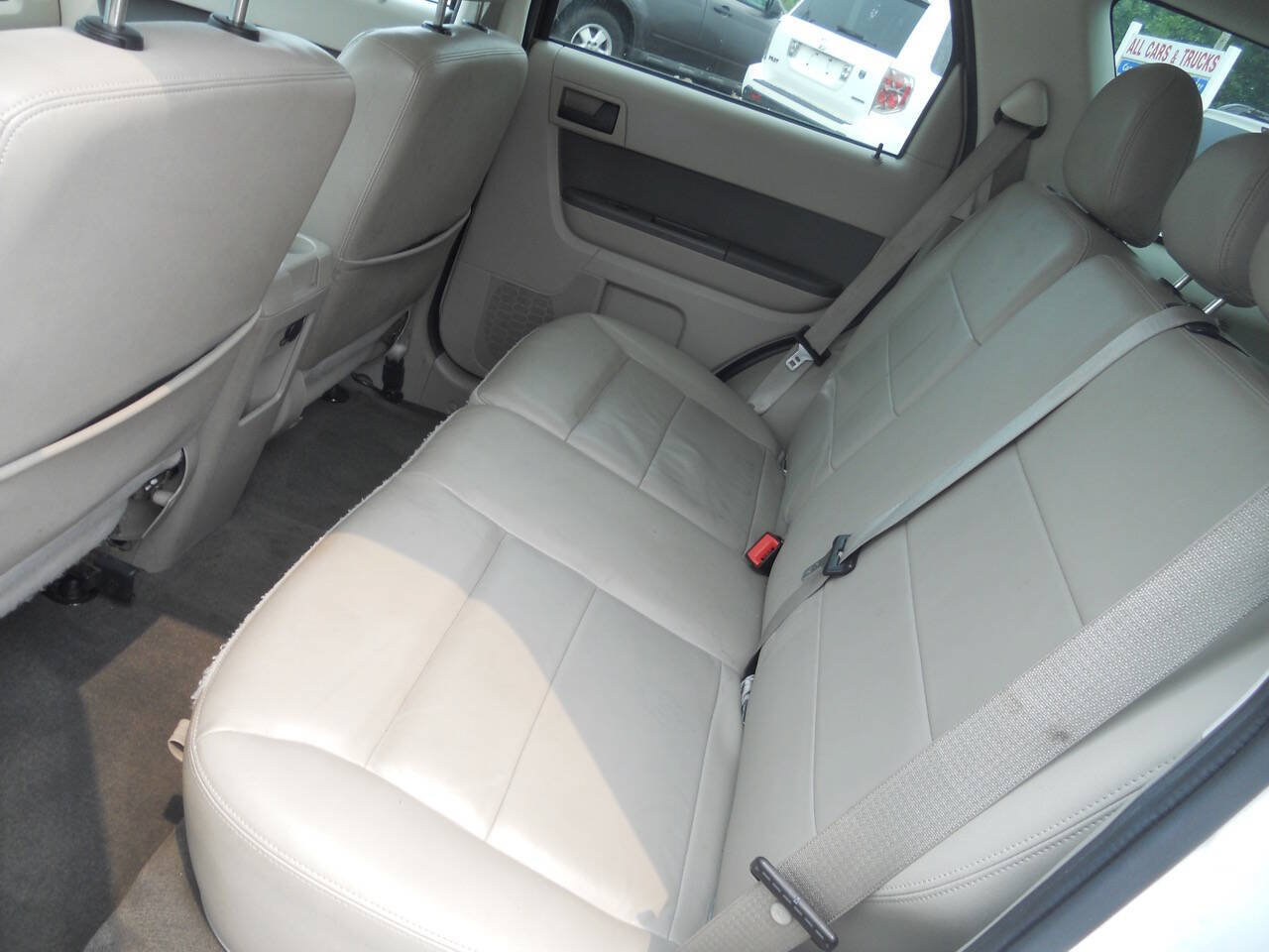 Used 2011 Ford Escape XLT w/ 203A Rapid Spec Order Code FWD image 23