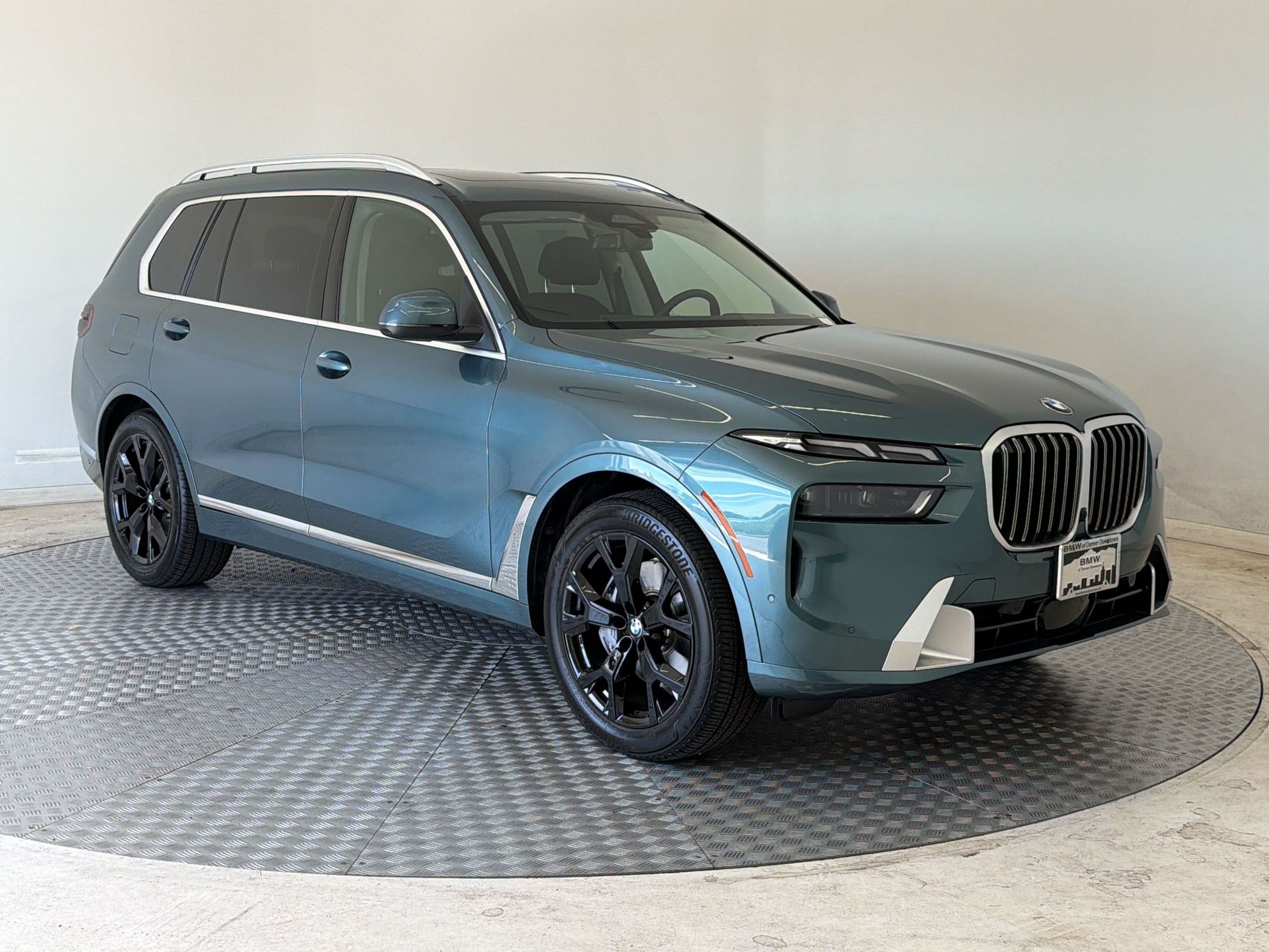 Used 2026 BMW X7 xDrive40i w/ Executive Package AWD/4WD image 7