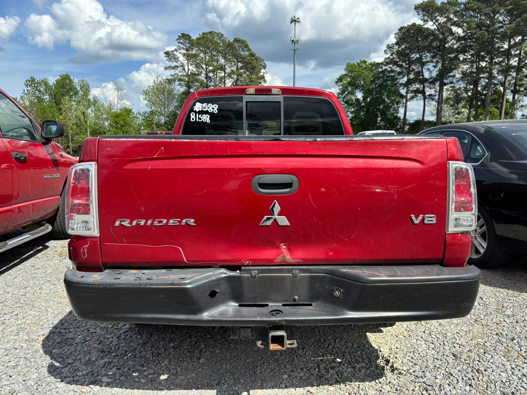 Used 2006 Mitsubishi Raider DuroCross AWD/4WD image 6