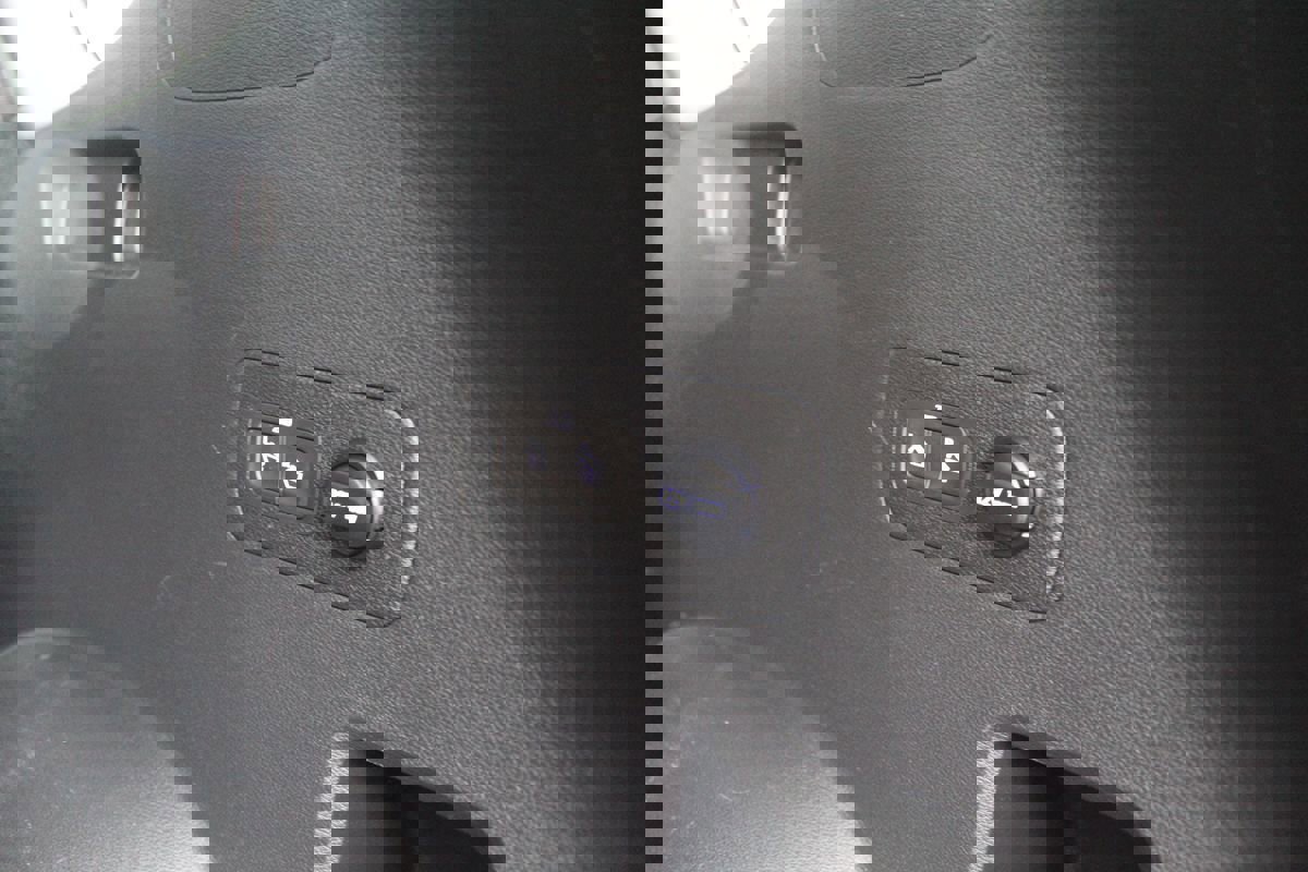 Used 2022 Hyundai Santa Fe SEL w/ Convenience Package image 35