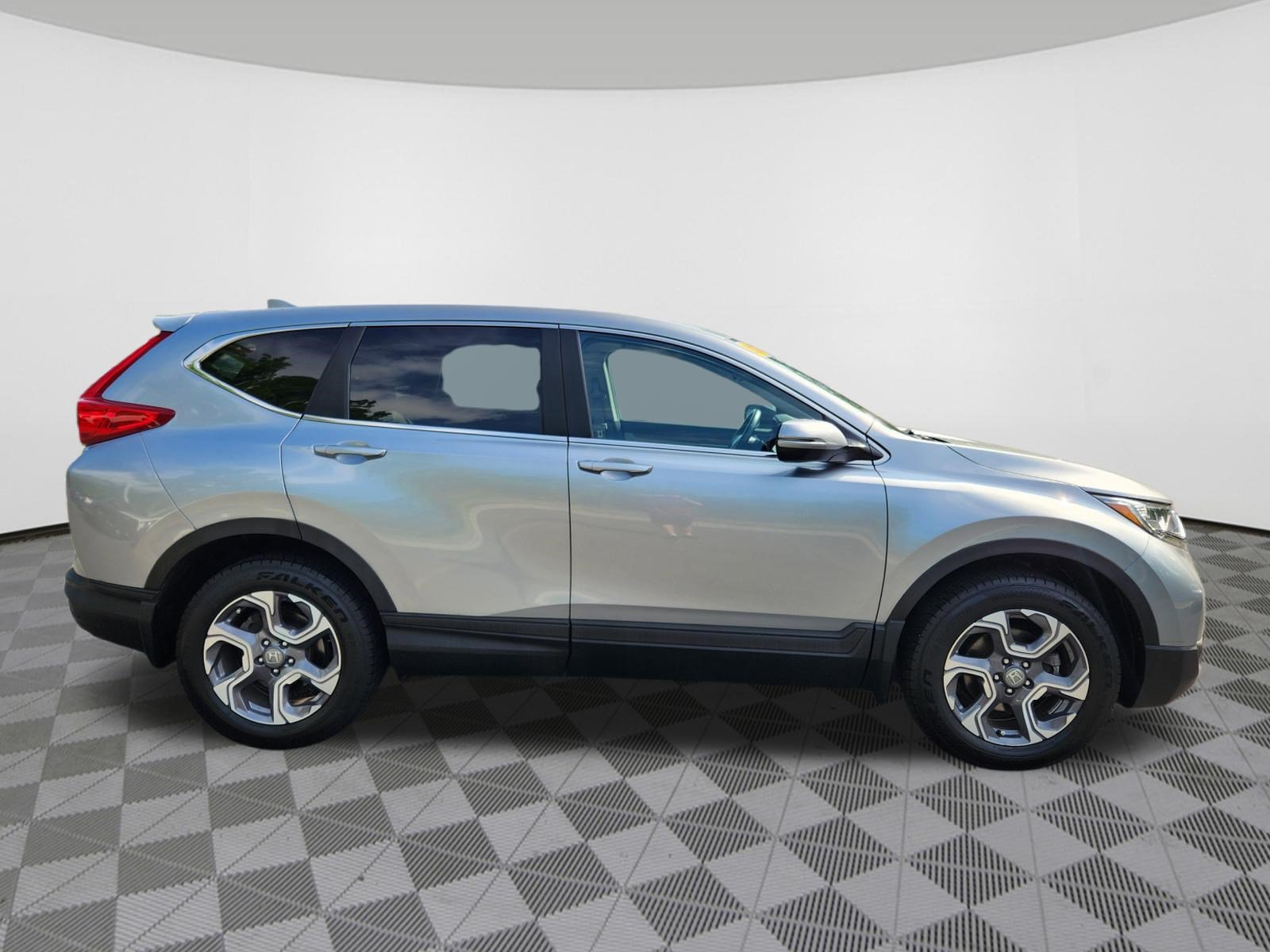Used 2018 Honda CR-V EX-L image 6
