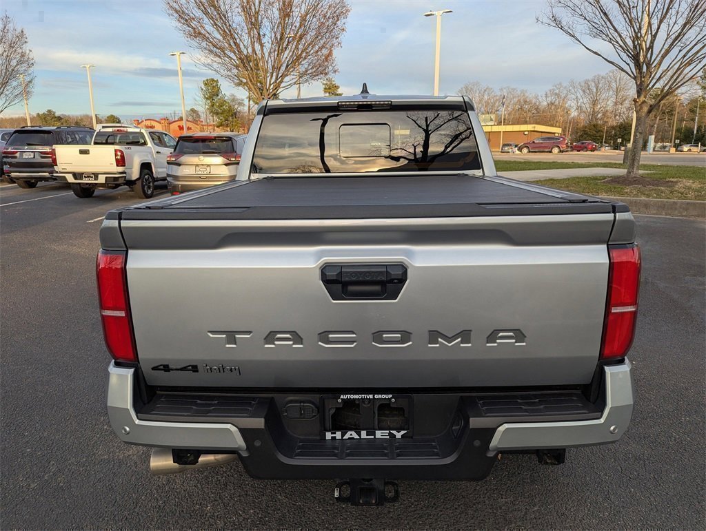 Used 2024 Toyota Tacoma TRD Off-Road image 7