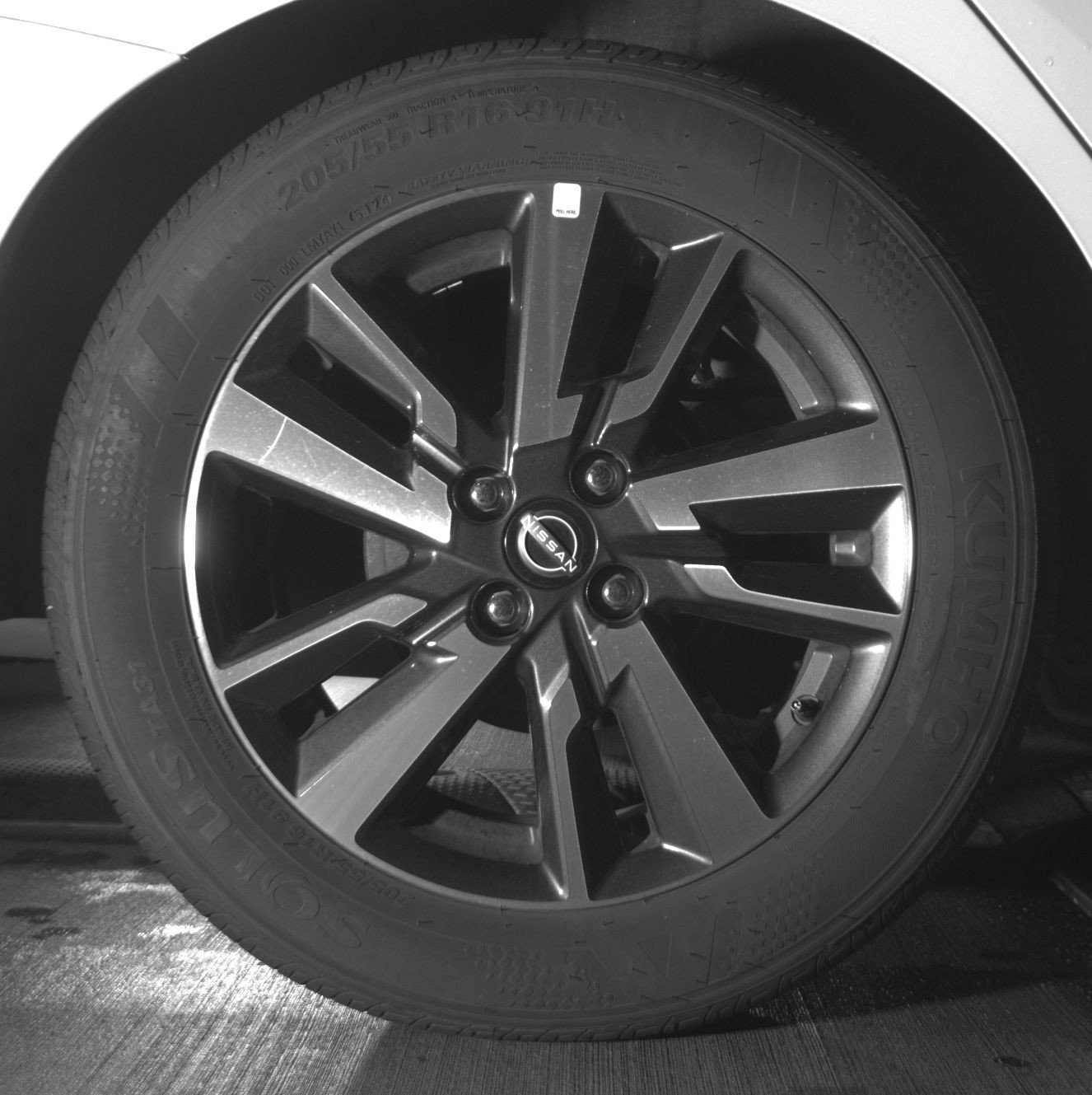 Used 2025 Nissan Versa SV image 15