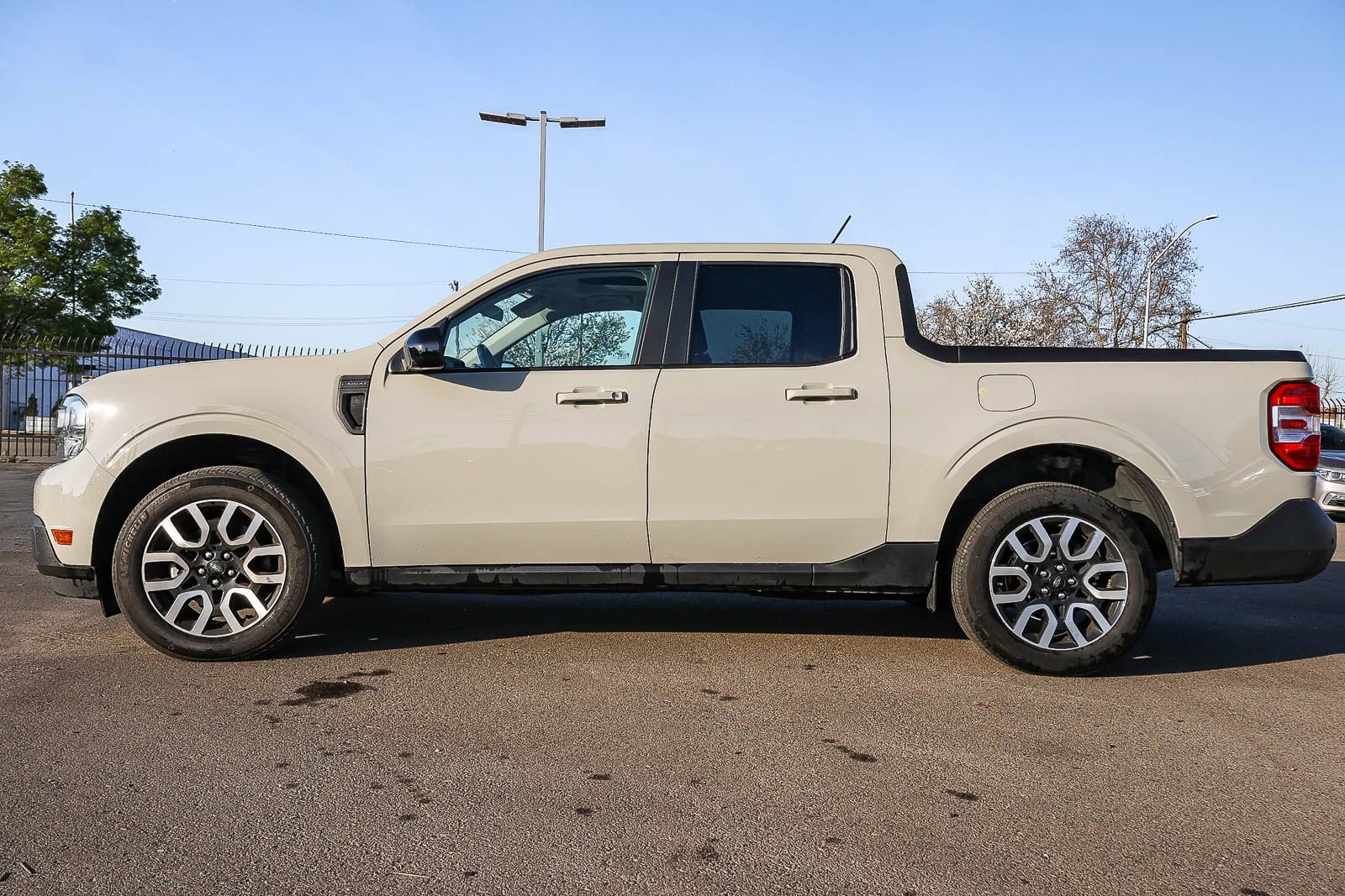 Used 2024 Ford Maverick Lariat w/ 4K Tow Package image 8