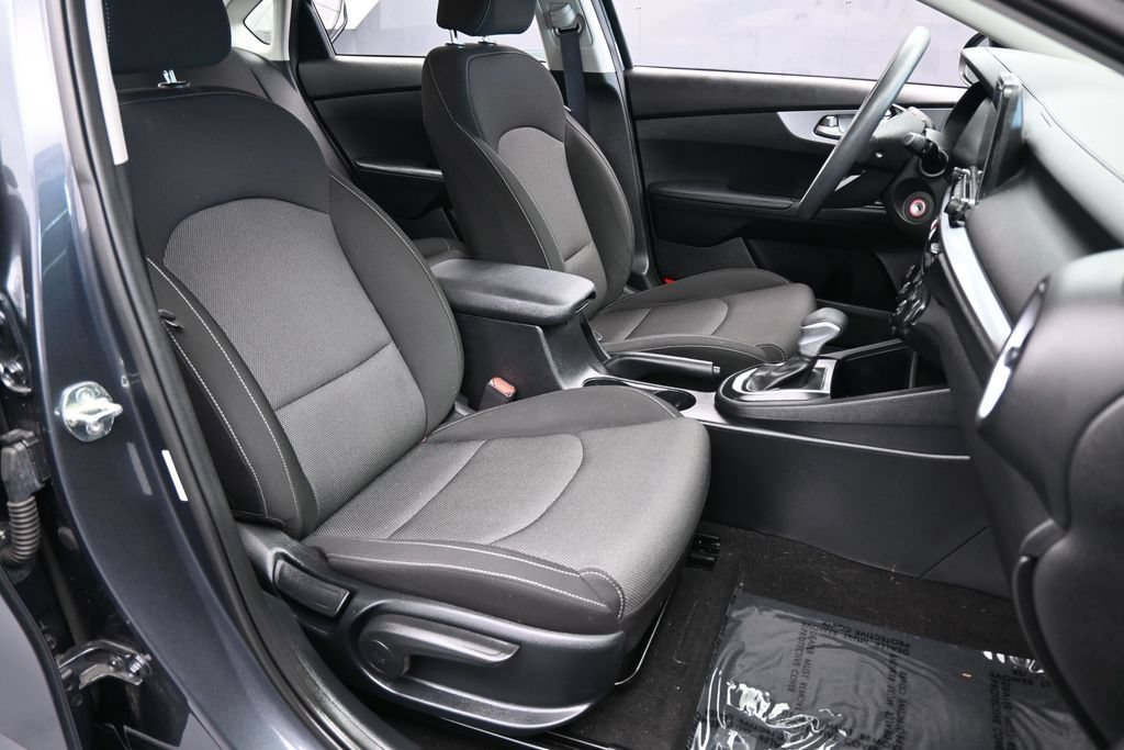 Used 2024 Kia Forte LXS FWD image 41