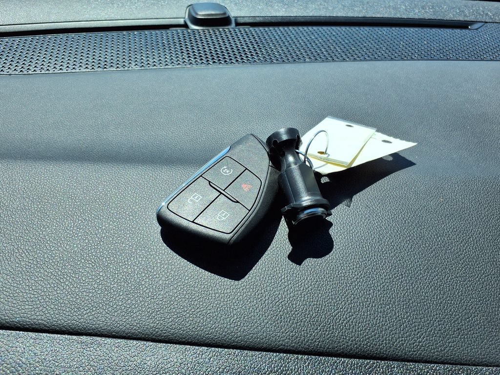 Used 2025 Chevrolet Equinox LT FWD image 40