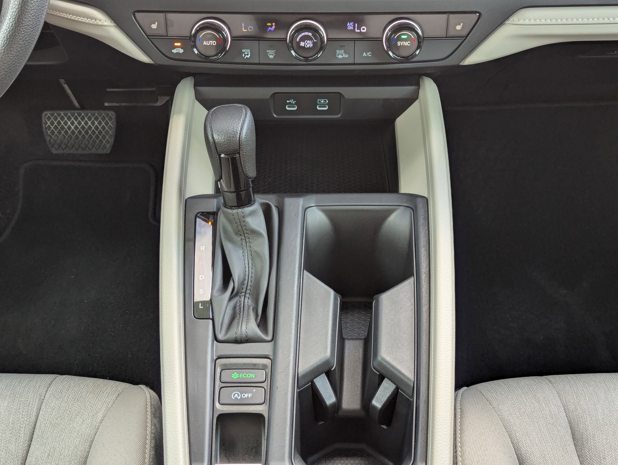 Used 2025 Honda Accord SE image 19