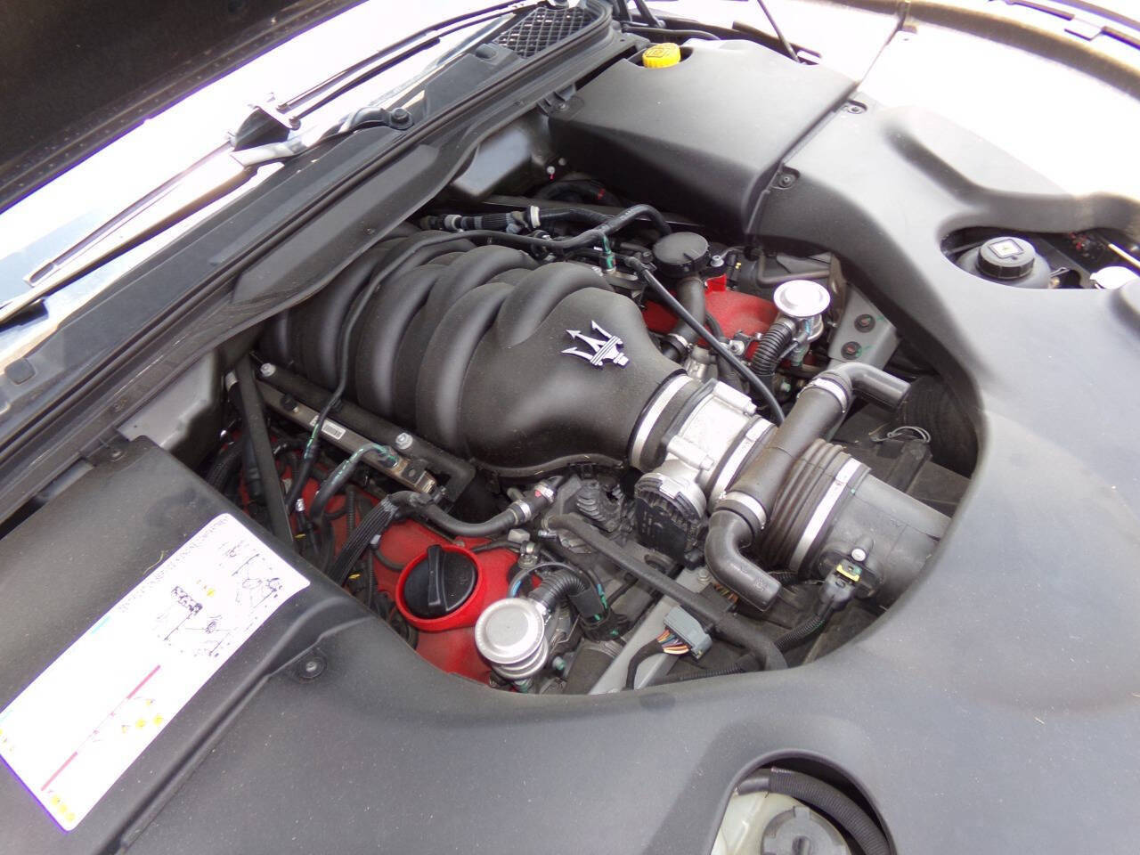 Used 2015 Maserati GranTurismo Base 2dr Convertible image 39