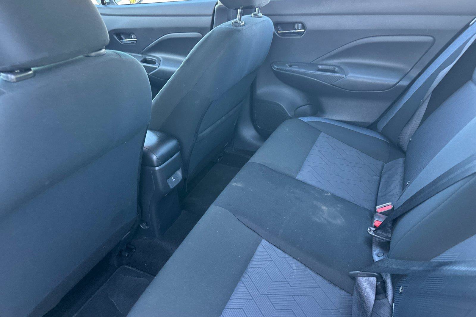 Certified 2024 Nissan Versa SV FWD image 11