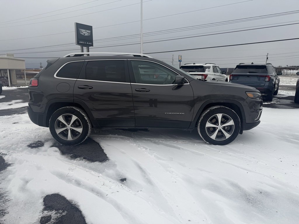 Used 2021 Jeep Cherokee Limited image 9