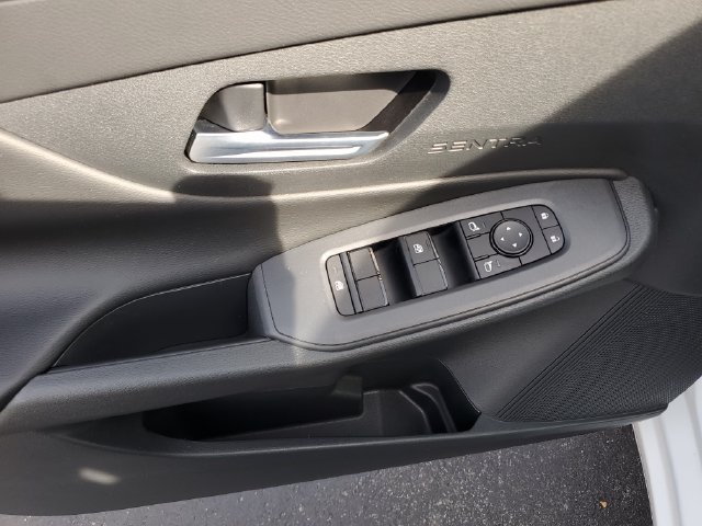 Certified 2026 Nissan Sentra SV w/ SV Convenience Package FWD image 19