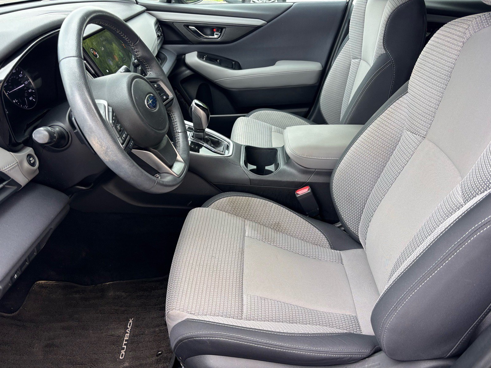 Used 2023 Subaru Outback Premium AWD/4WD image 8