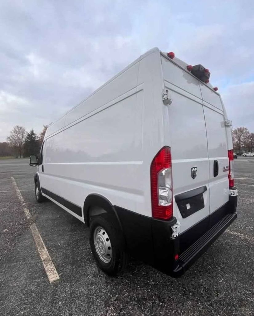 Used 2021 RAM ProMaster 2500 image 2