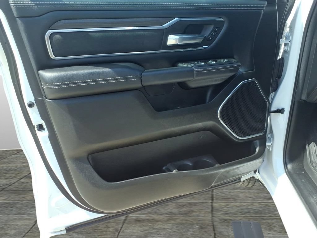 Used 2026 RAM 1500 Laramie w/ Sport Appearance Package AWD/4WD image 11