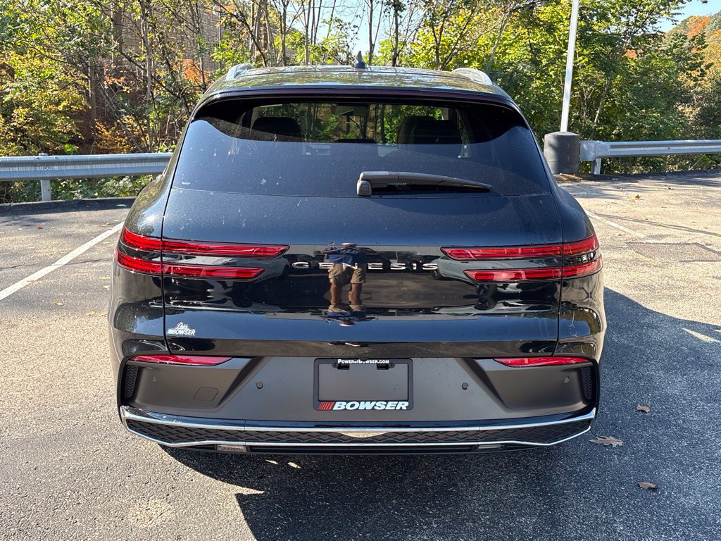 New 2027 Genesis GV70 2.5T Advanced AWD/4WD image 4