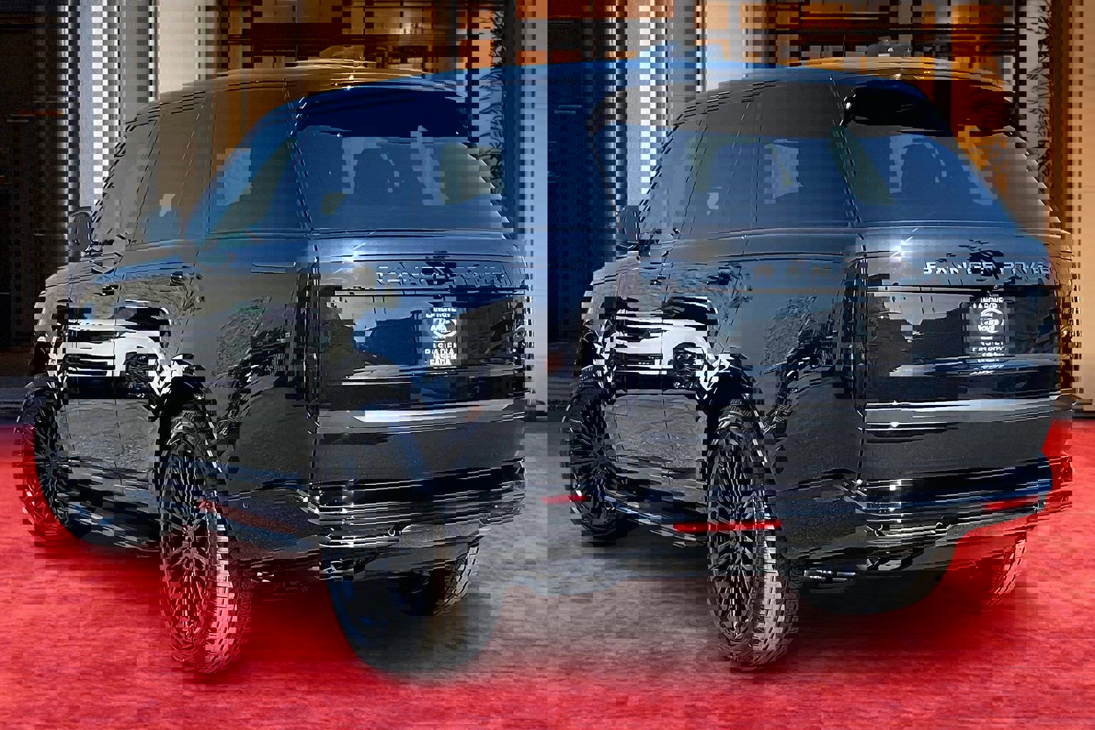 New 2026 Land Rover Range Rover SE image 3