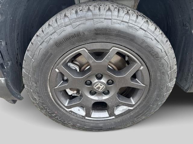 Used 2024 Honda Pilot TrailSport image 2