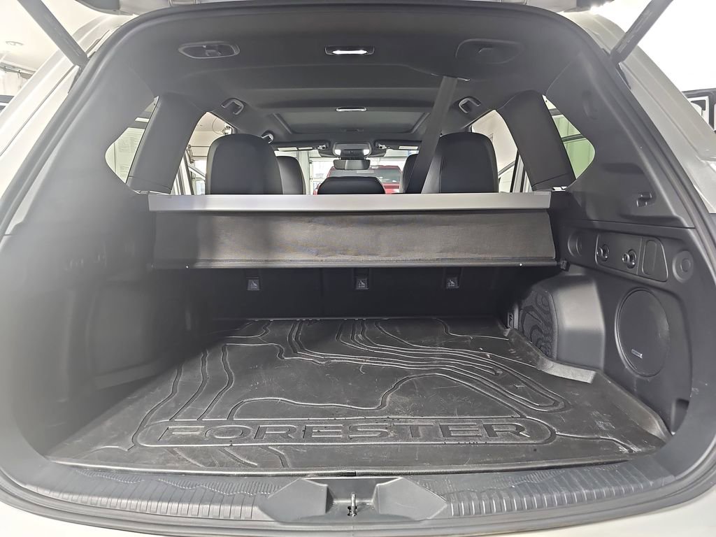 Used 2025 Subaru Forester Sport image 15