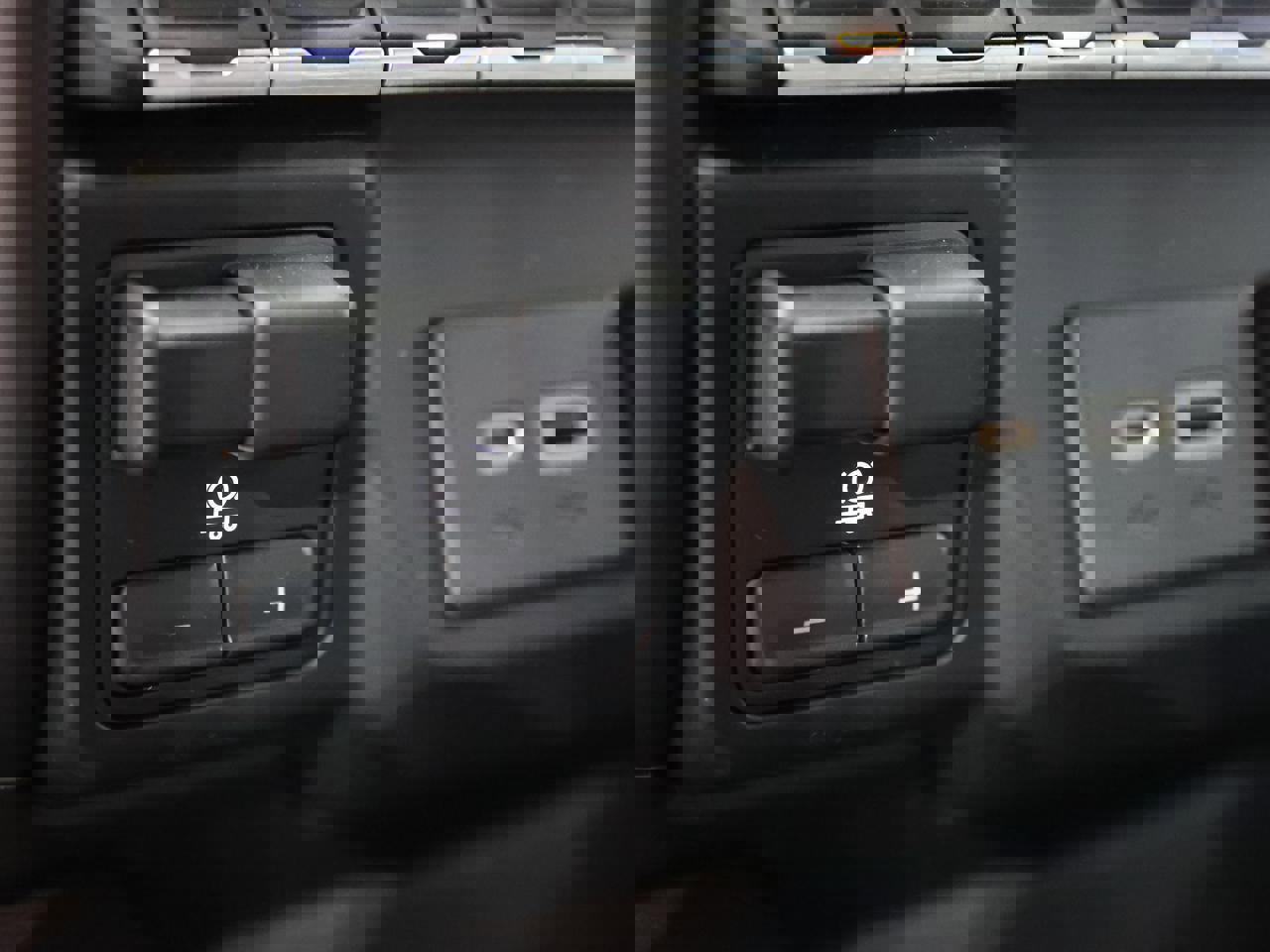 Used 2020 Chevrolet Silverado 1500 RST w/ All-Star Edition image 19