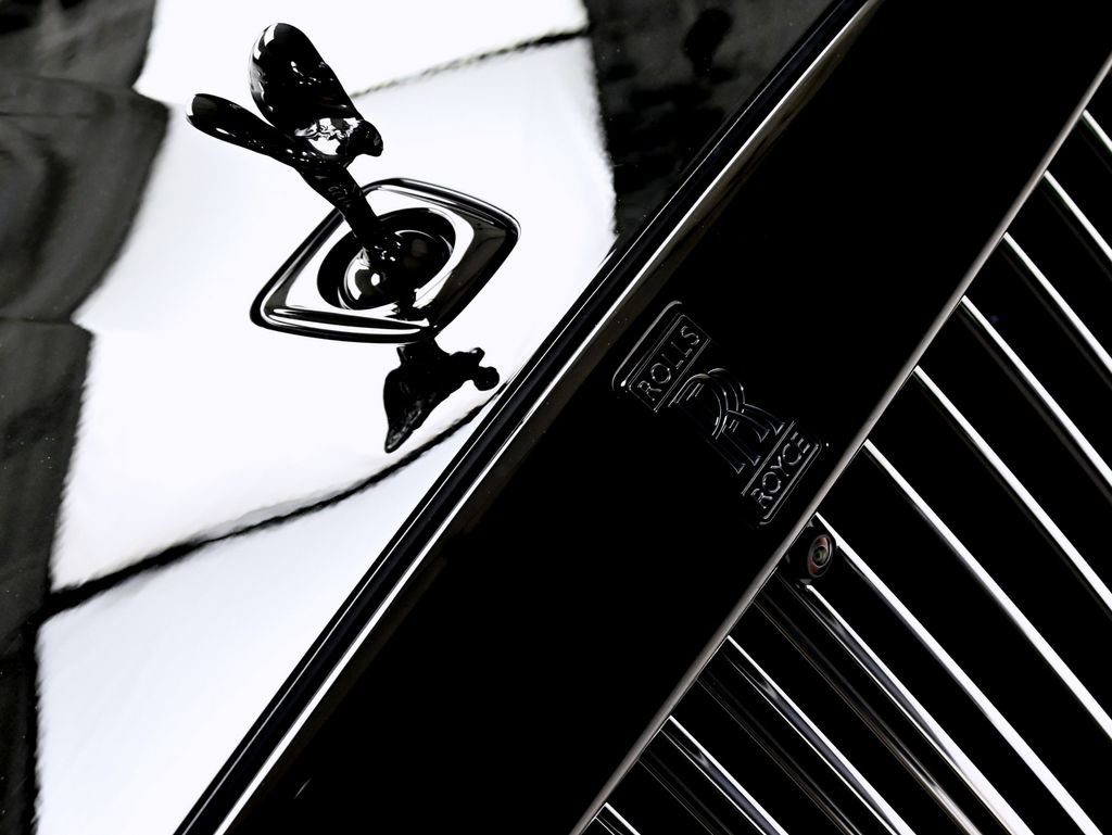 New 2026 Rolls-Royce Ghost Black Badge AWD/4WD image 31