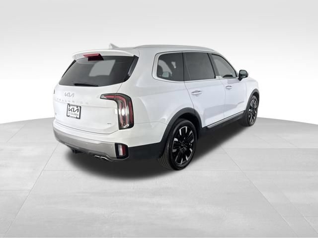 Certified 2024 Kia Telluride SX w/ Towing Package AWD/4WD image 7